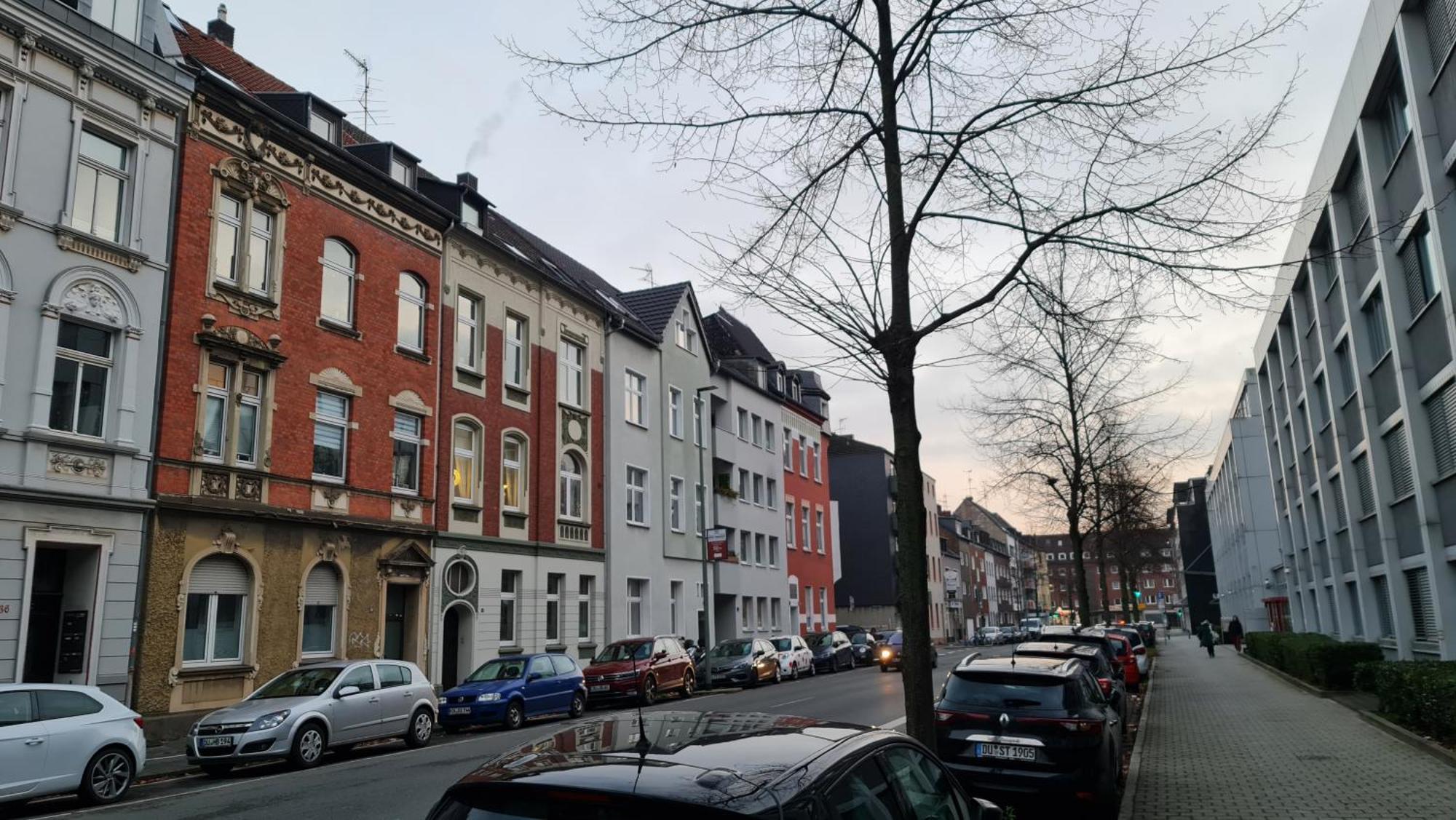 Elena Flat Sonnenblumen Duisburg Zentrum Buitenkant foto